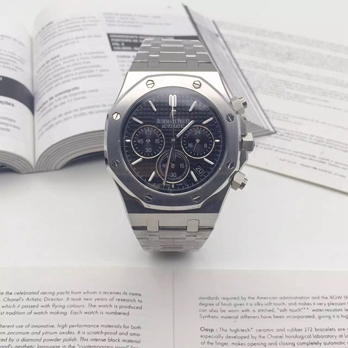 オーデマピゲ時計正面デザイン